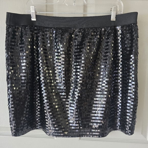 Faith 21 Glittery Sequin Short Skirt Black 1X Women Pull On Party Cocktail - Picture 5 of 11